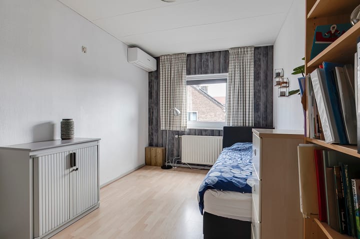 Photo 17 of Zandstraat 121-A