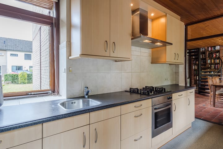 Foto 10 van van Steenhuijslaan 7