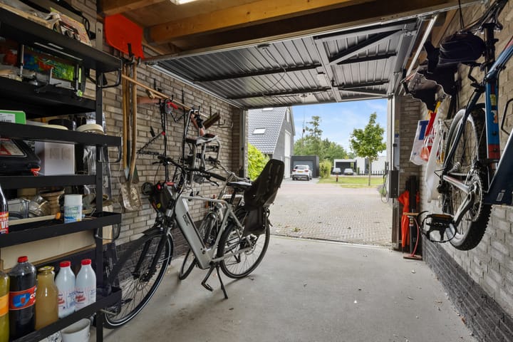 Photo 37 of Oosterkamp 23