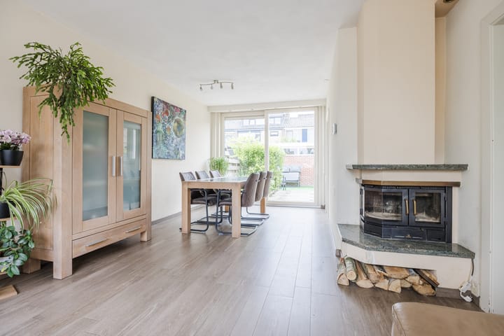 Foto 5 van Meeuwenlaan 39