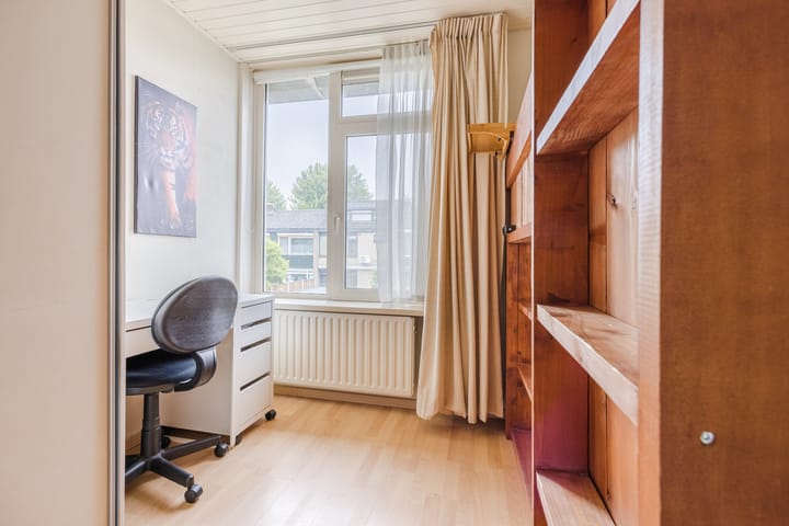 Foto 16 van Meeuwenlaan 39