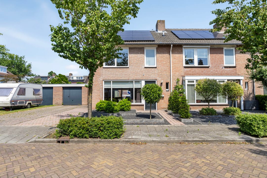 Foto 1 van Augusta de Witstraat 5