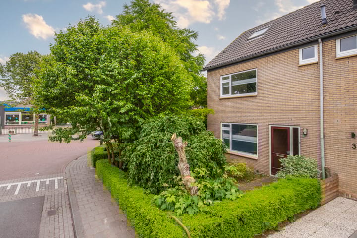 Foto 2 van Diepenbrockstraat 1