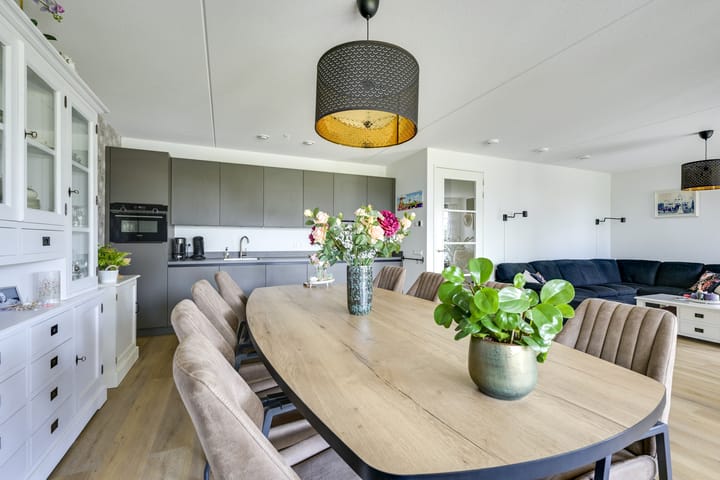 Foto 17 van Plataanpad 42