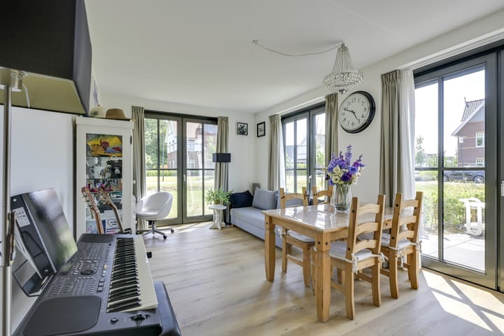 Foto 37 van Plataanpad 42