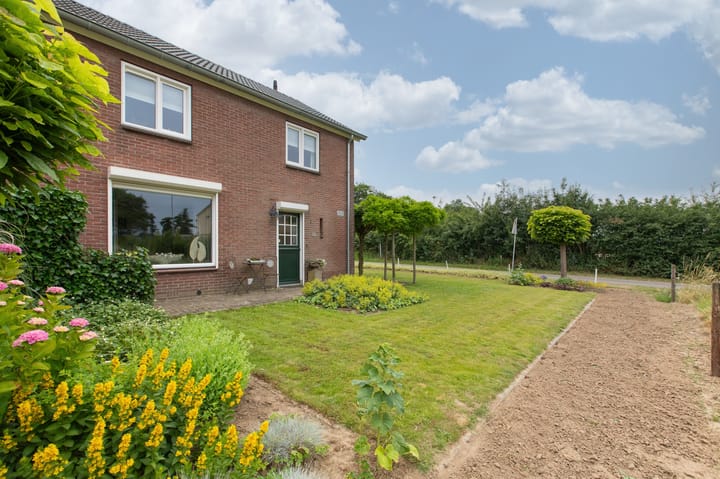 Photo 44 of Zwarteweg 1