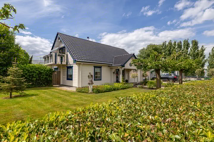 Foto 11 van Hanzeweg 5