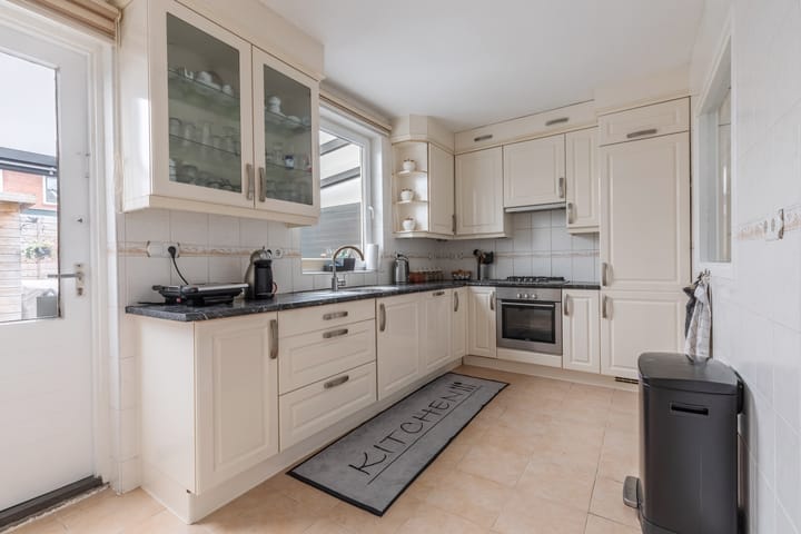 Foto 14 van Curiestraat 37