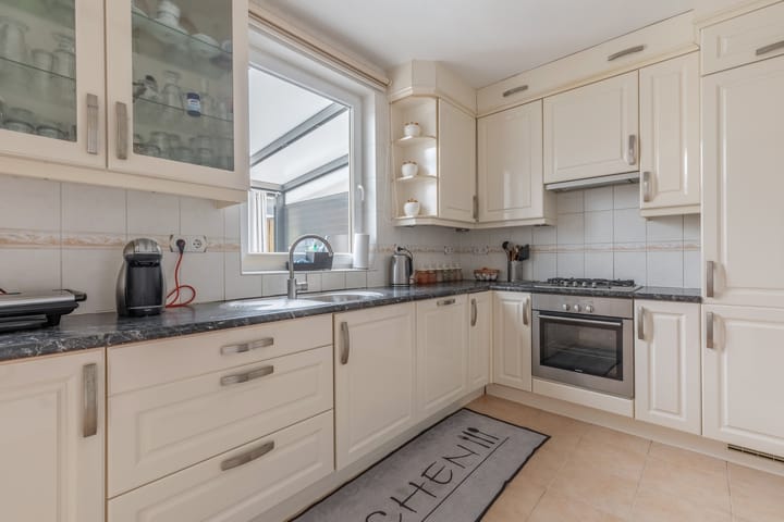 Foto 15 van Curiestraat 37