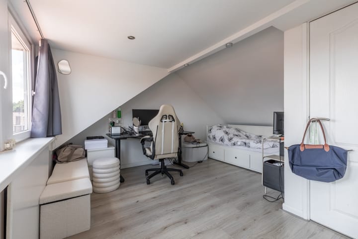 Foto 27 van Curiestraat 37