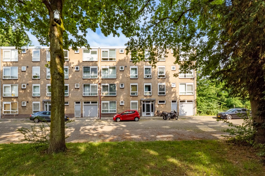 Koopwoningen - huizen te koop in [Funda]