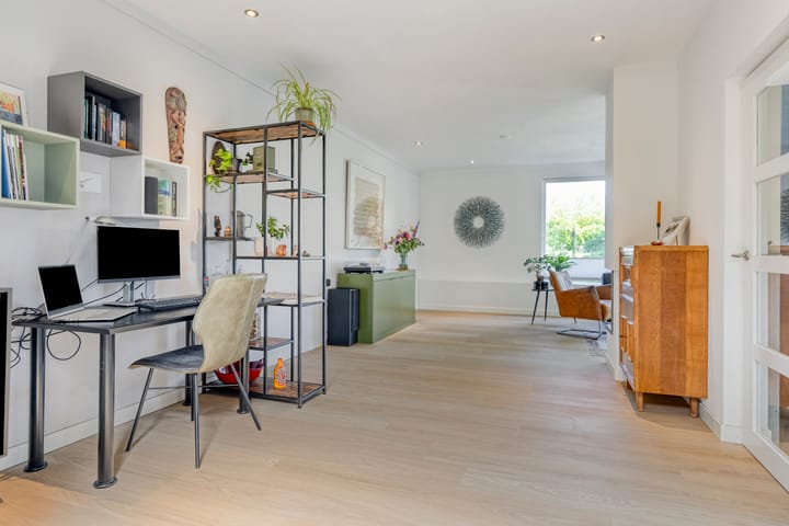 Foto 8 van Duinroosstraat 34