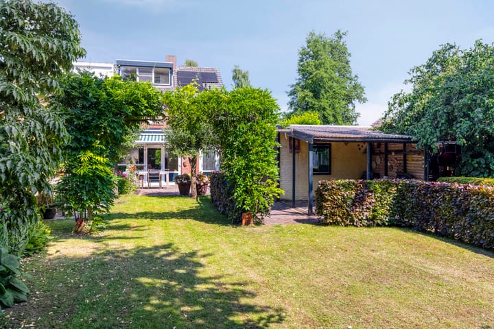 Foto 30 van Duinroosstraat 34