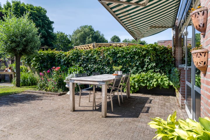 Foto 33 van Duinroosstraat 34