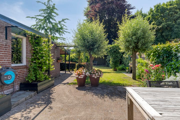 Foto 34 van Duinroosstraat 34