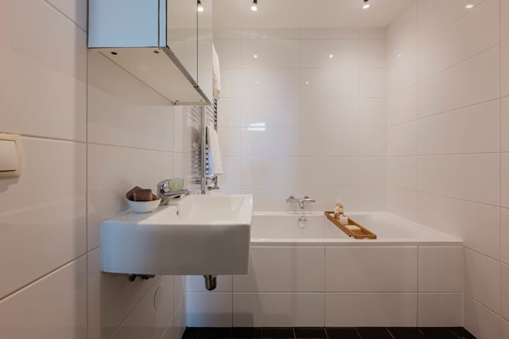 Foto 18 van Borneostraat 18-A