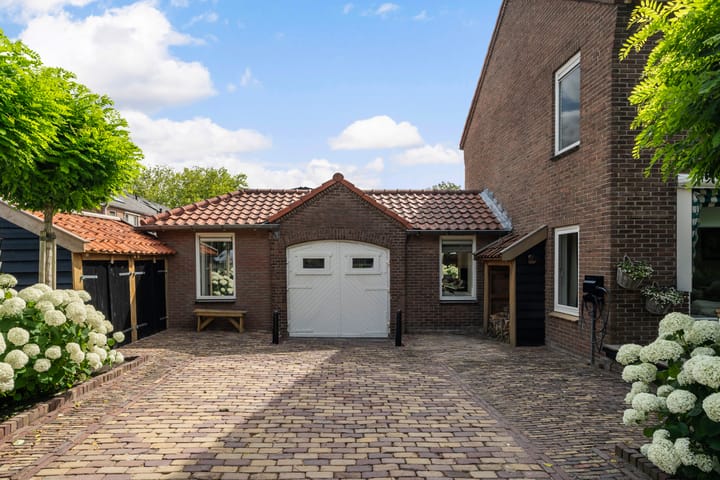 Foto 32 van Waalstraat 1