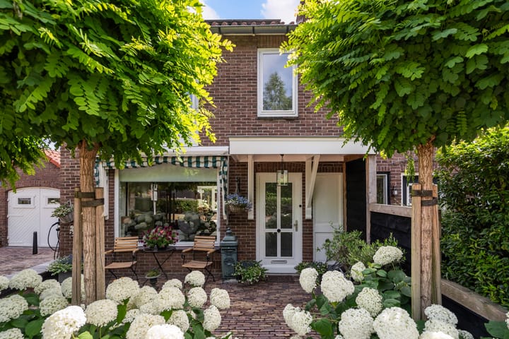 Foto 44 van Waalstraat 1