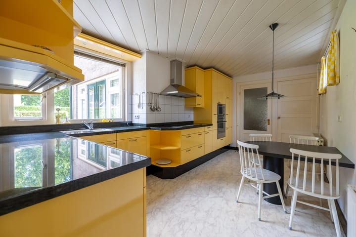 Foto 13 van Lijsterbeslaan 81