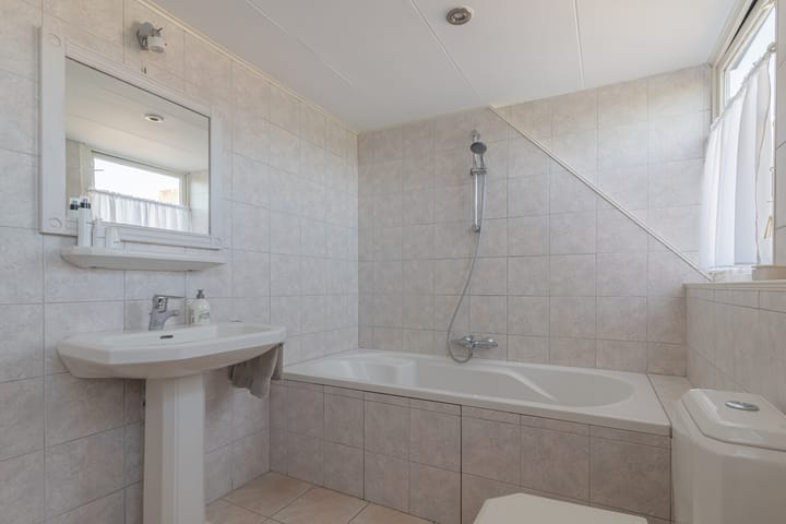 Foto 25 van Waalseweg 52-D