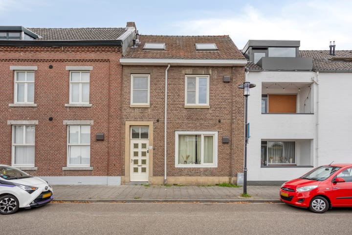 Photo 1 of Spoorstraat 27-A