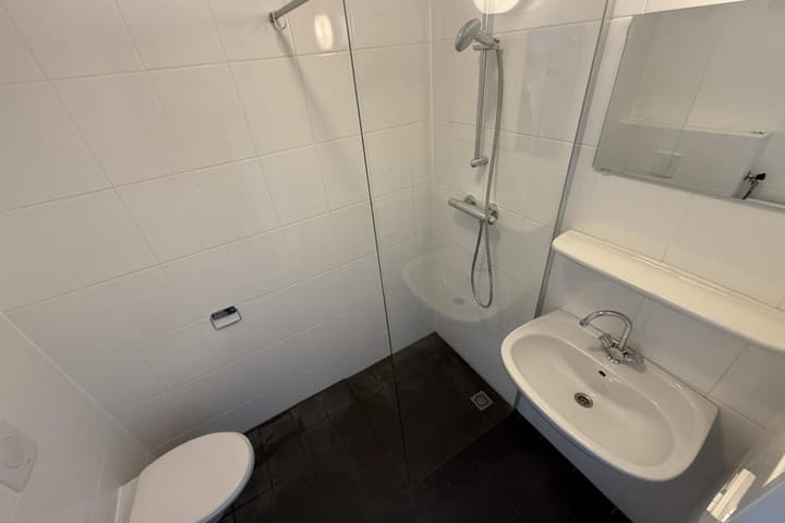 Foto 6 van August Allebéplein 880