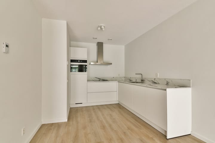 Foto 12 van Mangoweg 187