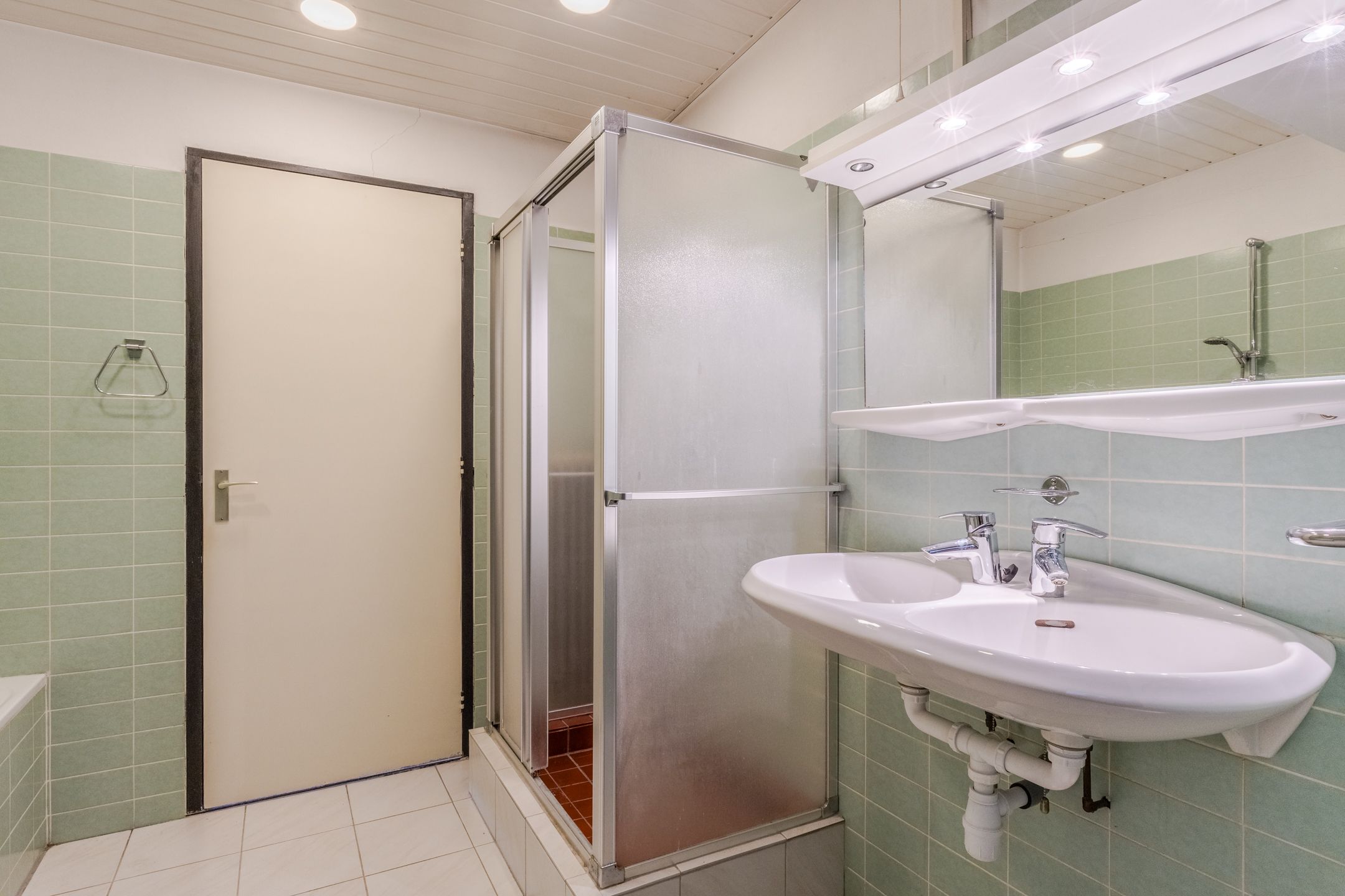 Foto 30 van Weezenhof 6154