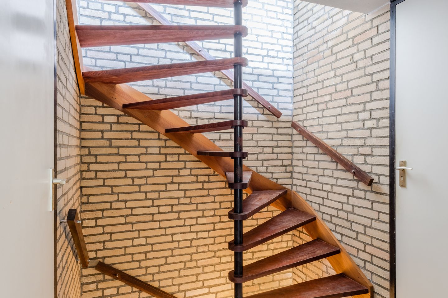 Foto 34 van Weezenhof 6154