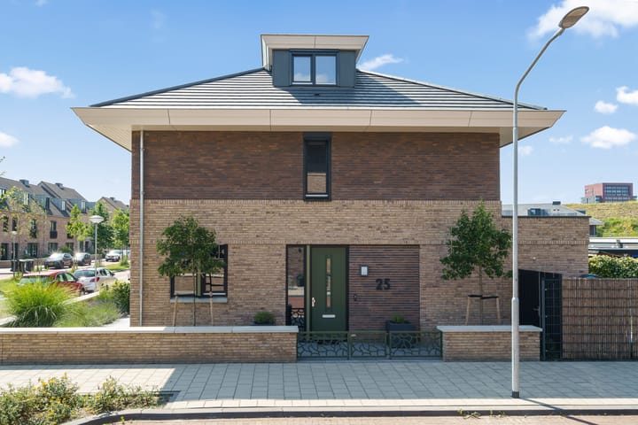 Foto 2 van Heerenhuis 25