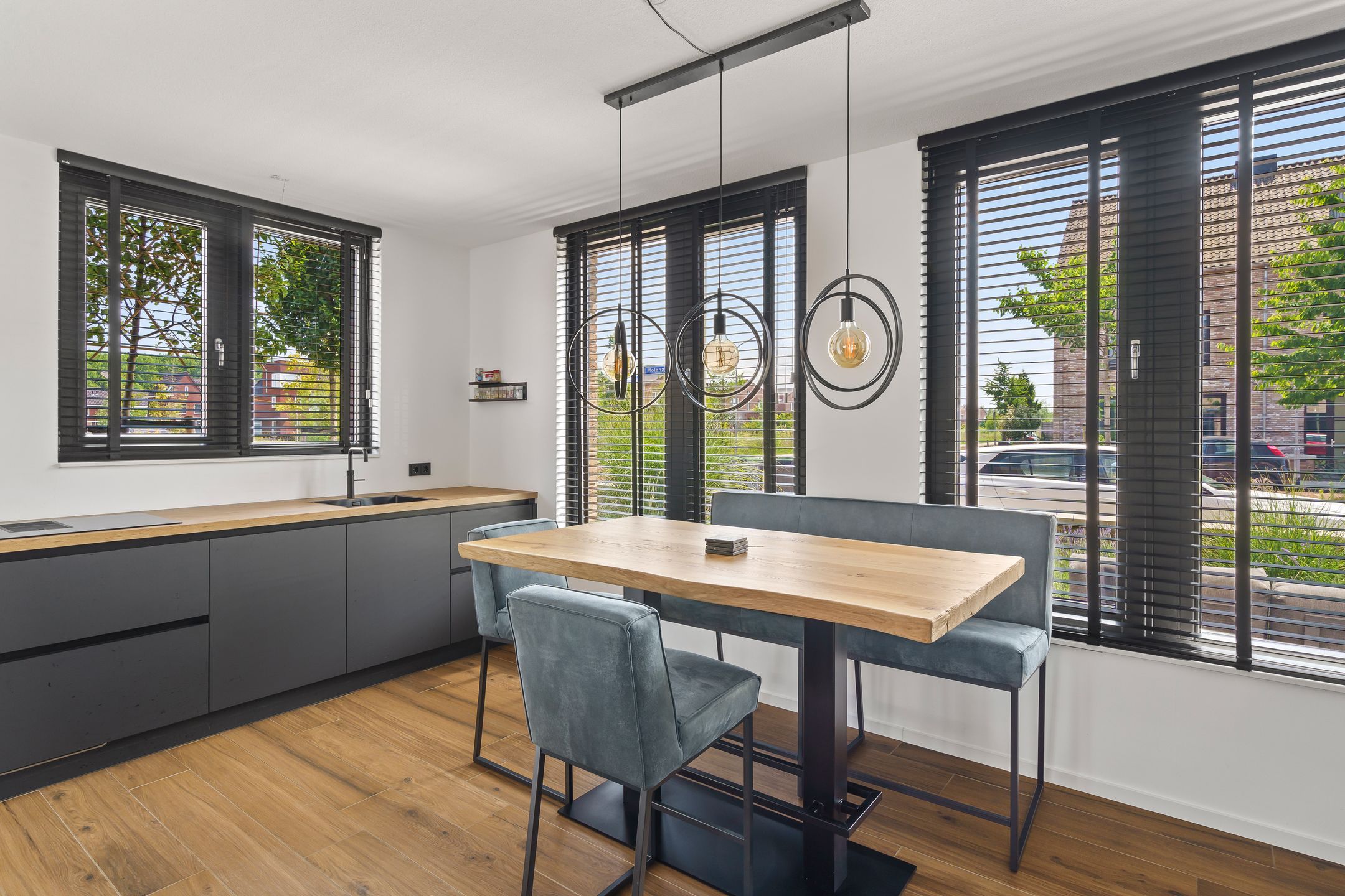 Foto 6 van Heerenhuis 25