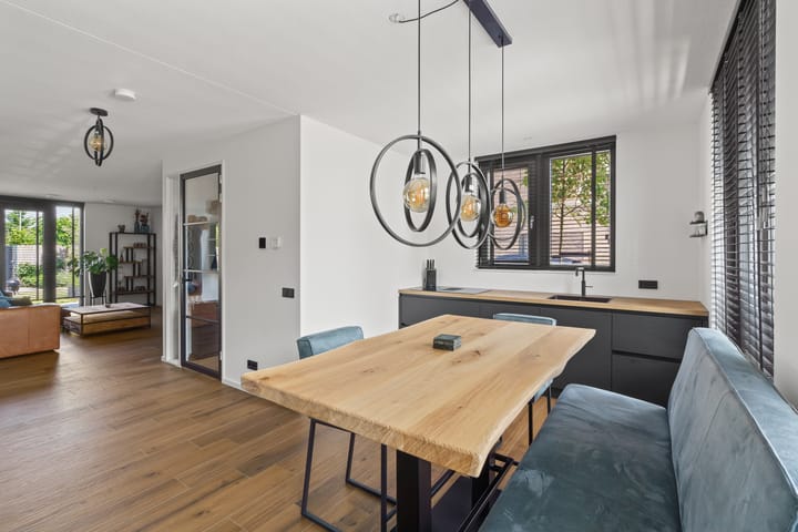 Foto 7 van Heerenhuis 25