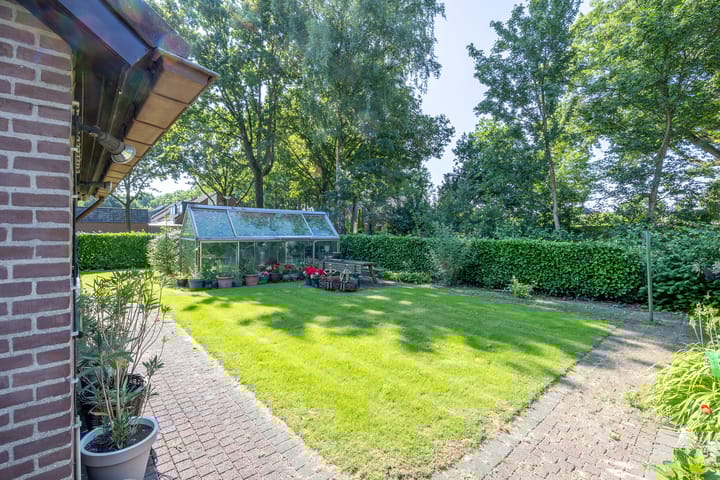 Photo 28 of Lijsterstraat 1