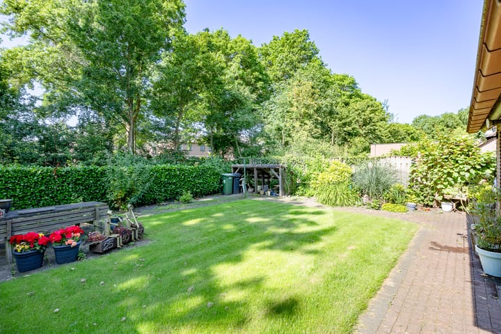 Photo 30 of Lijsterstraat 1