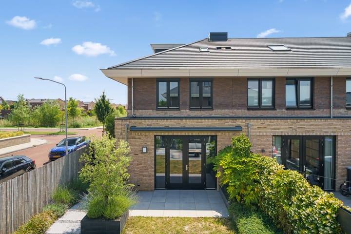 Foto 28 van Heerenhuis 25