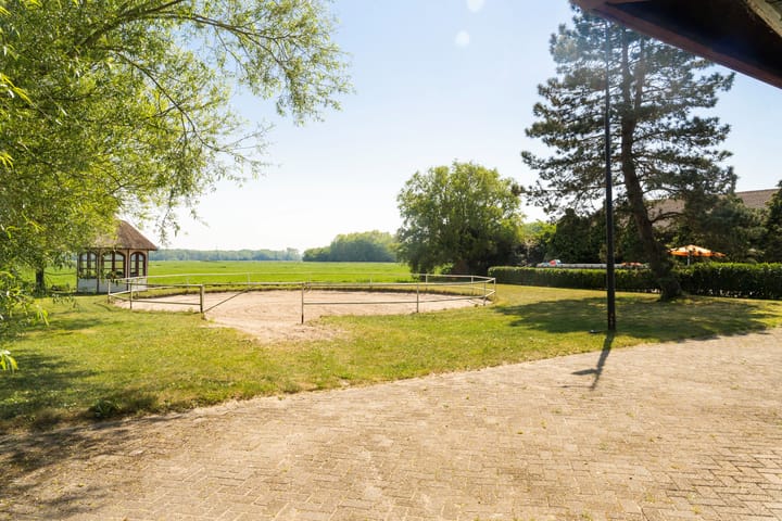 Photo 14 of Raaphorstlaan 18-B