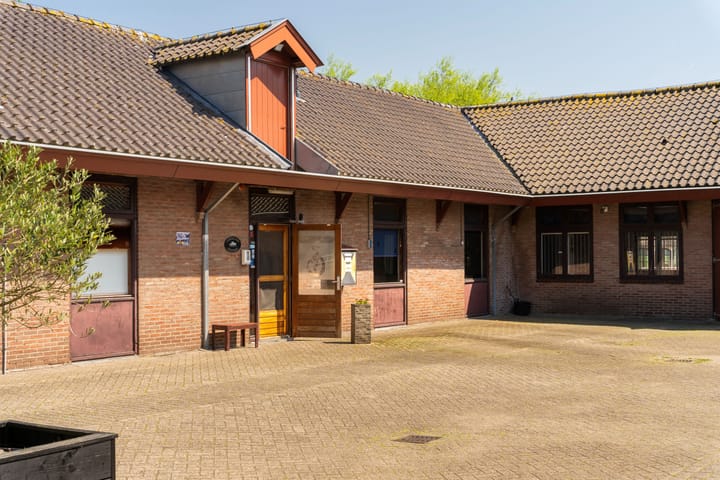 Photo 22 of Raaphorstlaan 18-B