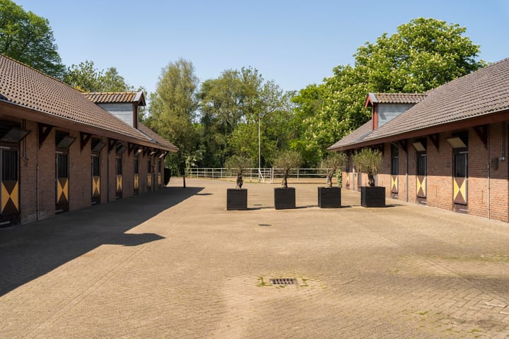 Photo 23 of Raaphorstlaan 18-B