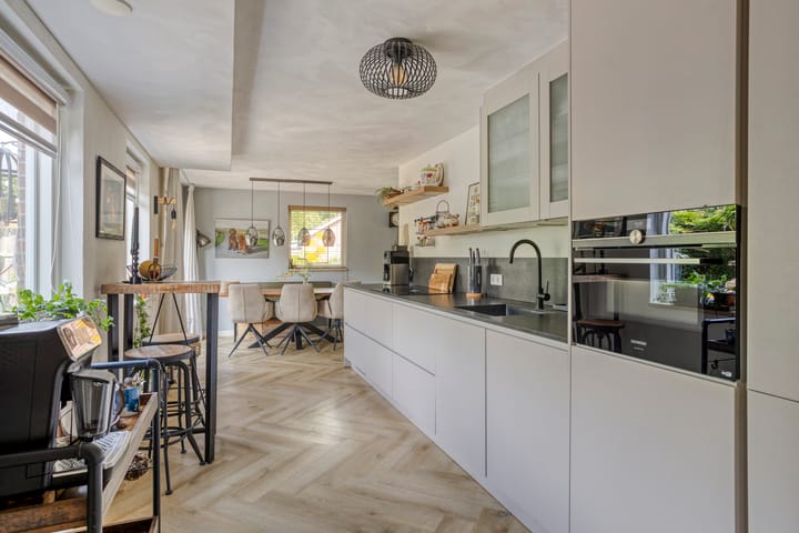 Foto 21 van Milhoes 2