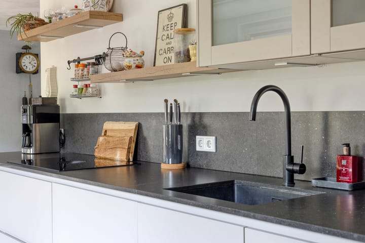 Foto 22 van Milhoes 2