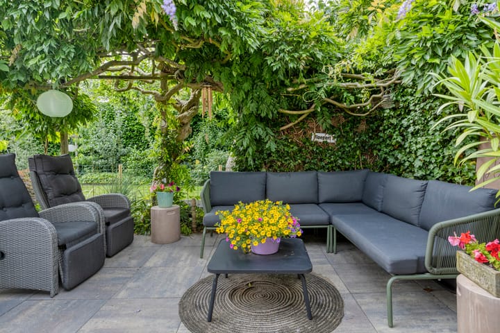 Foto 48 van Milhoes 2