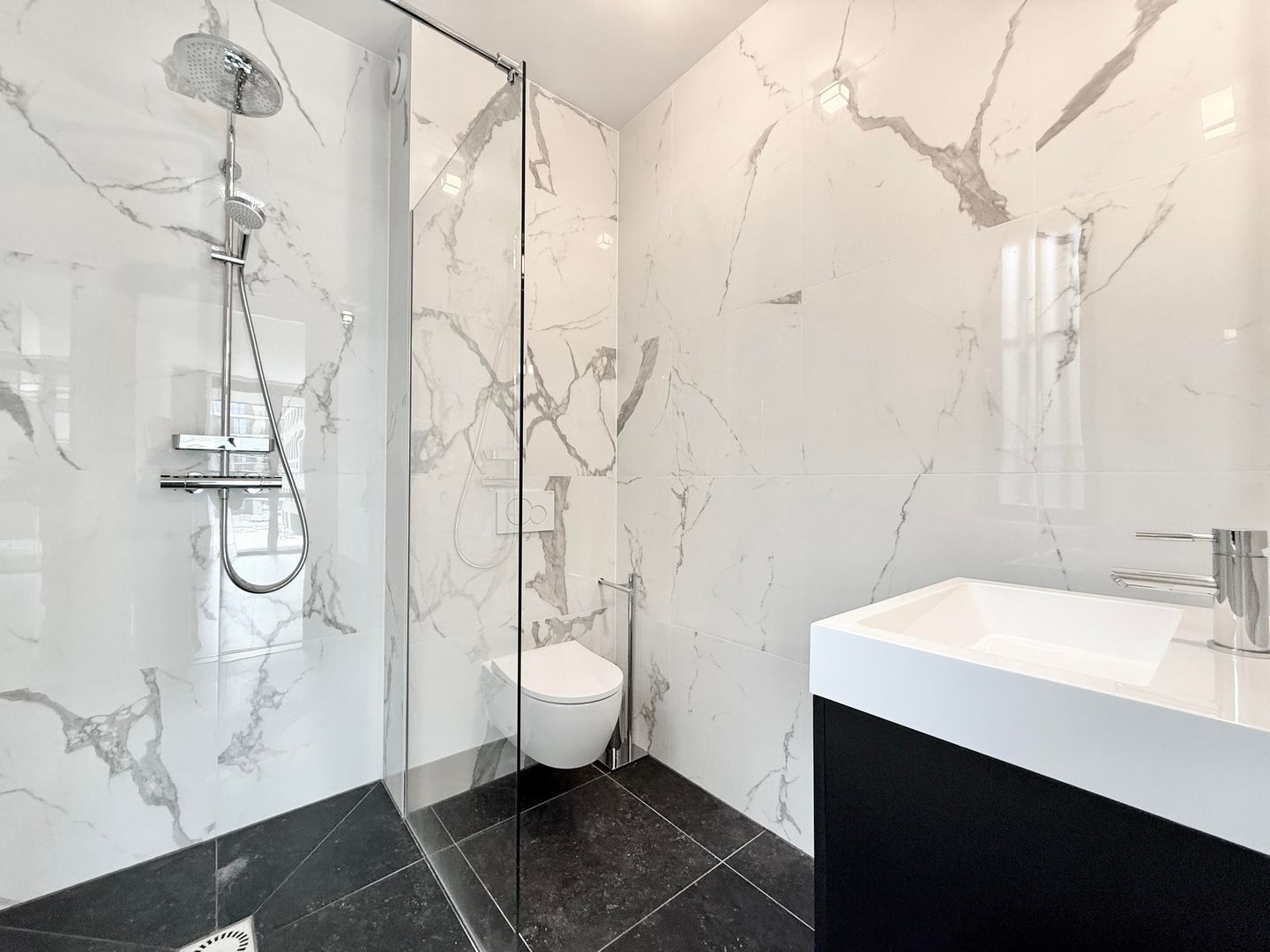 Foto 19 van Leen Jongewaardkade 1