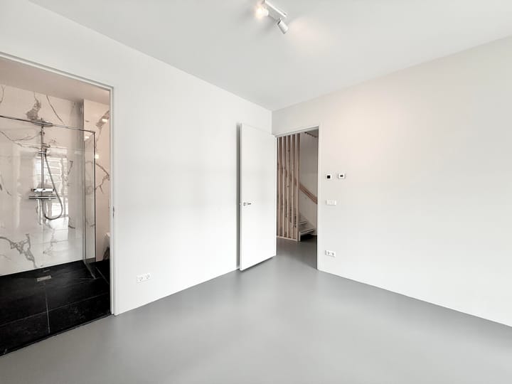 Photo 18 of Leen Jongewaardkade 1