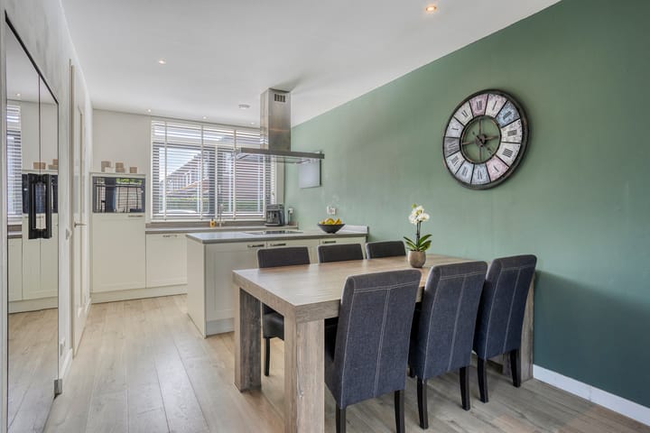 Foto 12 van Merensteinplein 2