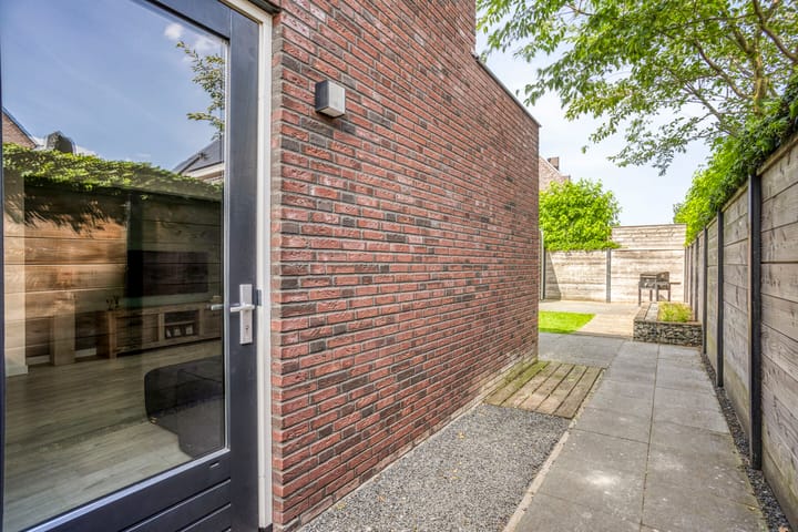 Foto 27 van Merensteinplein 2