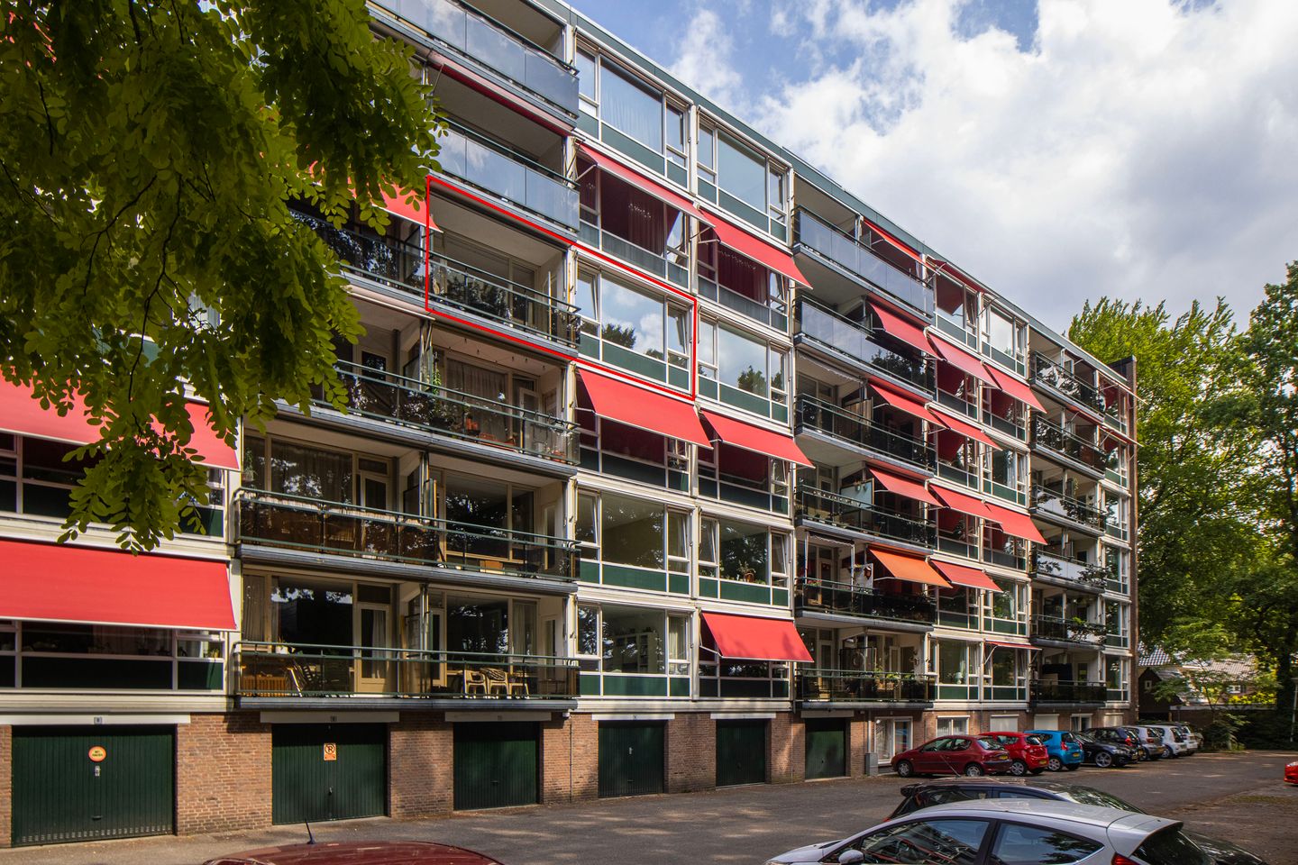 Foto 1 van Stationsweg 92-411