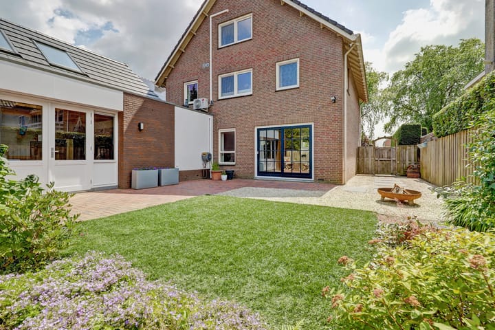 Foto 2 van Steenmakersstraat 6