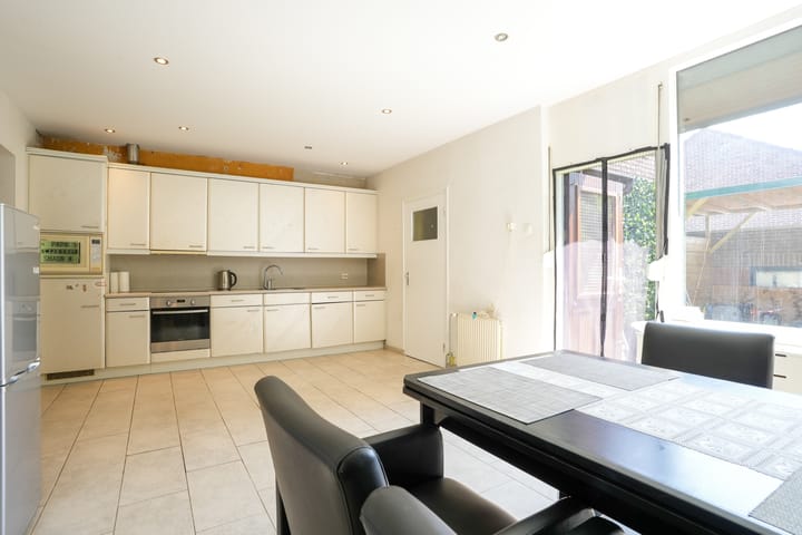 Photo 6 of Iepenstraat 32