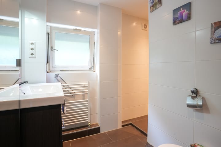 Photo 8 of Iepenstraat 32