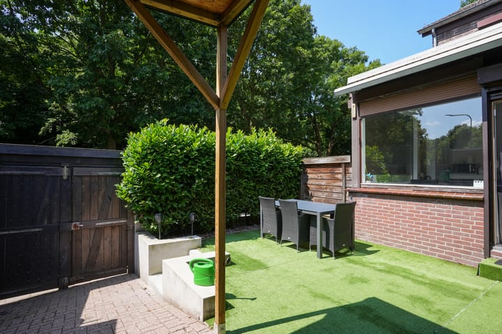 Photo 18 of Iepenstraat 32